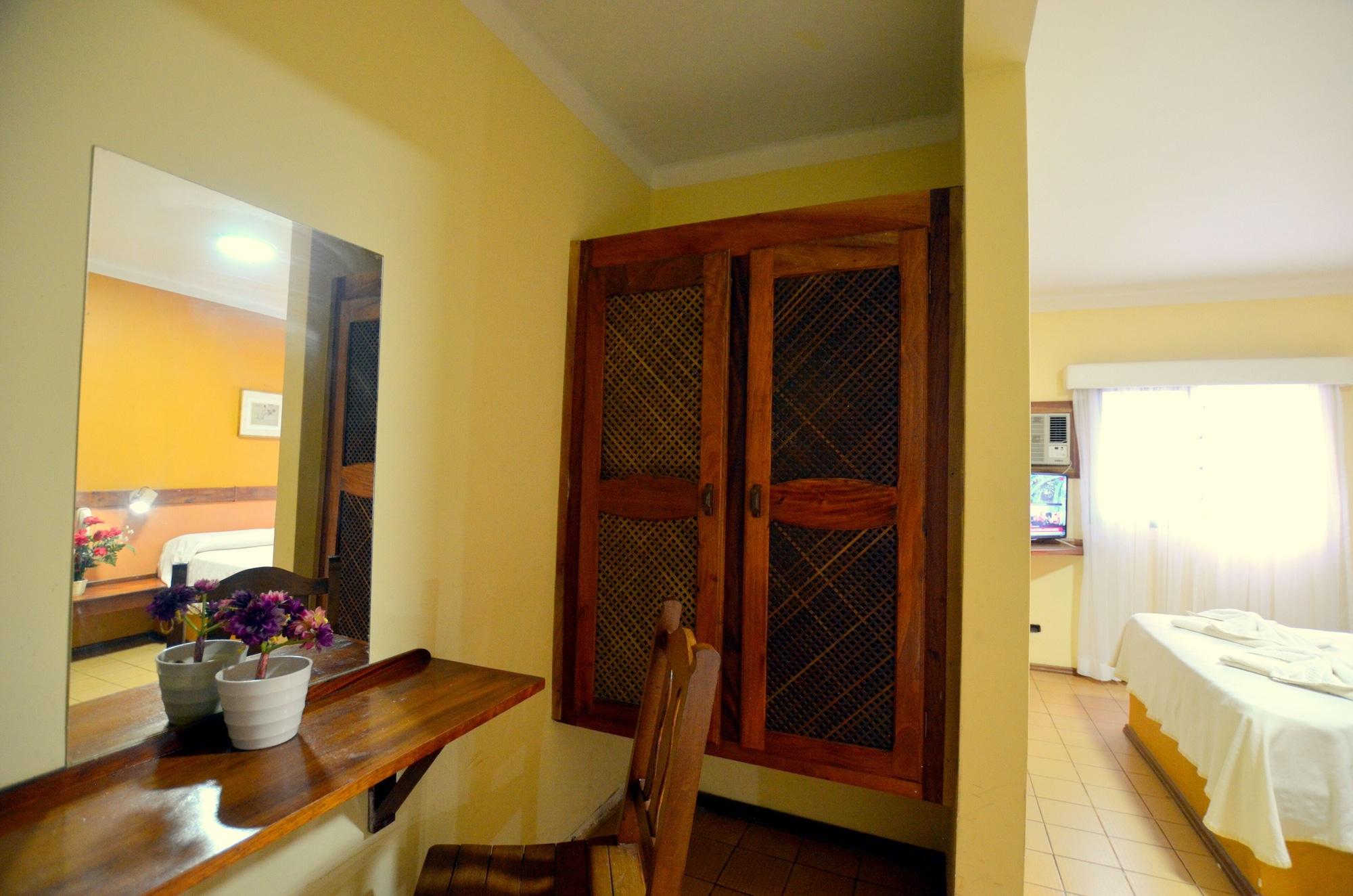 Hosteria Casa Blanca Iguazu Пуерто-Іґуасу Екстер'єр фото